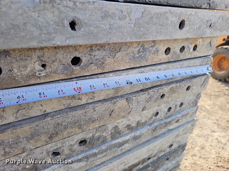 image for item DQ0320 Concrete forms