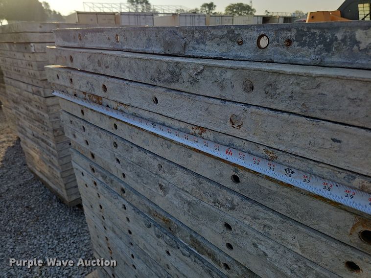 image for item DQ0320 Concrete forms