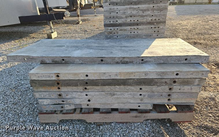 image for item DQ0320 Concrete forms