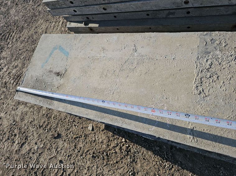 image for item DQ0322 Approximately 26 Western and Wall Tie concrete forms