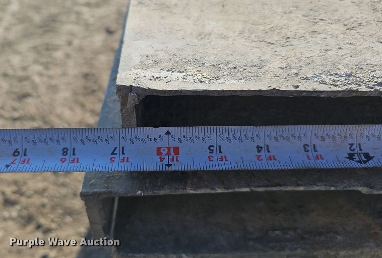 image for item DQ0322 Approximately 26 Western and Wall Tie concrete forms