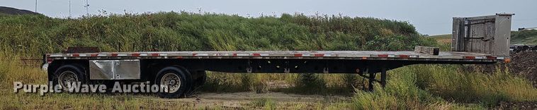 image for item DQ0323 1997 Transcraft  Eagle W2 flatbed trailer