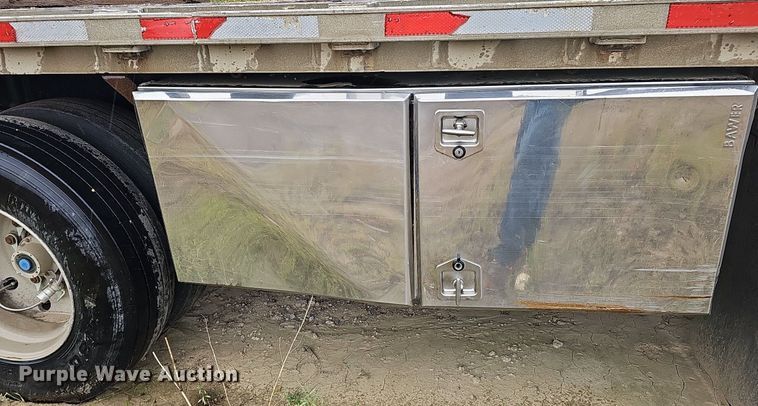 image for item DQ0323 1997 Transcraft  Eagle W2 flatbed trailer