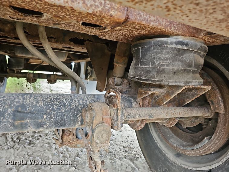 image for item DQ0323 1997 Transcraft  Eagle W2 flatbed trailer