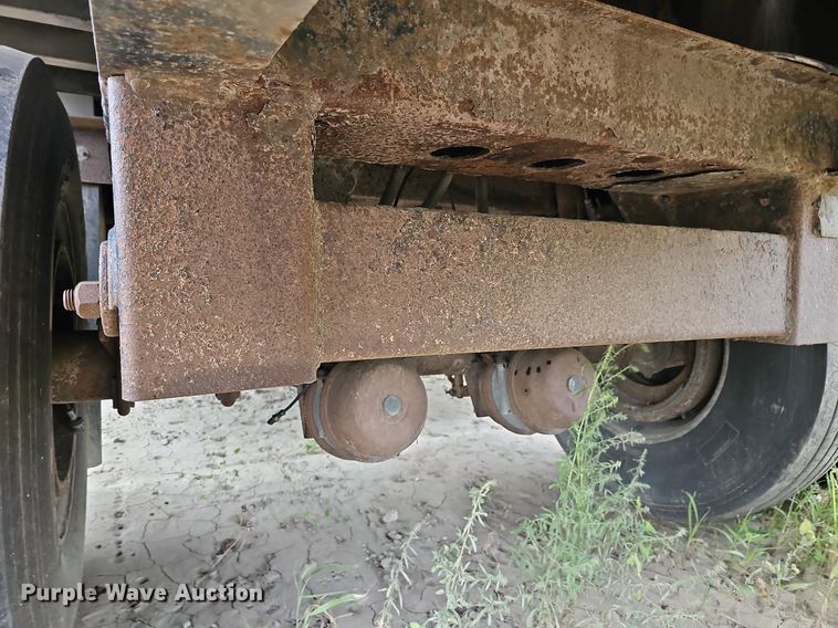 image for item DQ0323 1997 Transcraft  Eagle W2 flatbed trailer