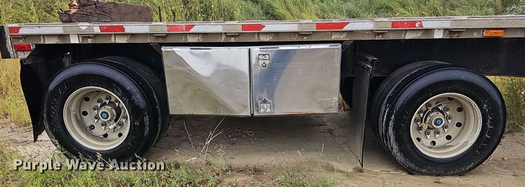 image for item DQ0323 1997 Transcraft  Eagle W2 flatbed trailer