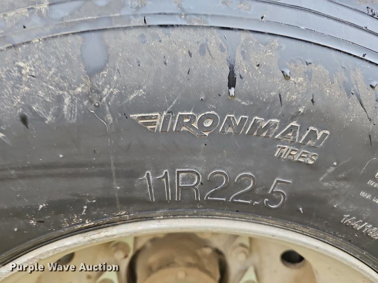 image for item DQ0323 1997 Transcraft  Eagle W2 flatbed trailer