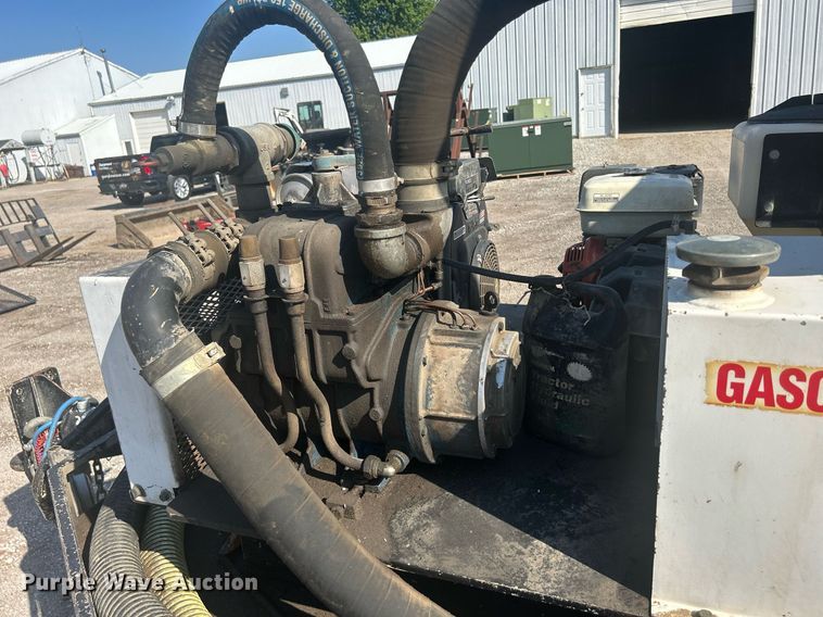 image for item DQ0909 2002 Vacstar VS500GT  sewer jetter trailer