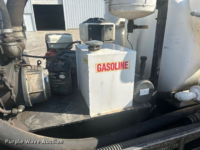 image for item DQ0909 2002 Vacstar VS500GT  sewer jetter trailer