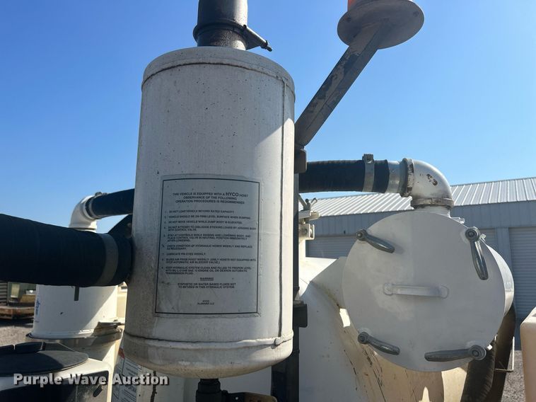 image for item DQ0909 2002 Vacstar VS500GT  sewer jetter trailer