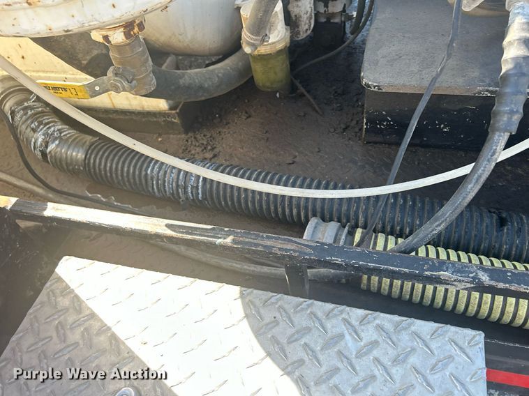 image for item DQ0909 2002 Vacstar VS500GT  sewer jetter trailer