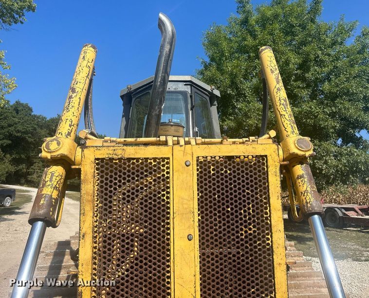 image for item DQ0911 1998 Komastu D65EX-12 dozer