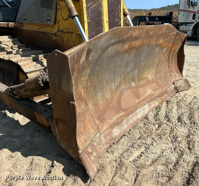 image for item DQ0911 1998 Komastu D65EX-12 dozer
