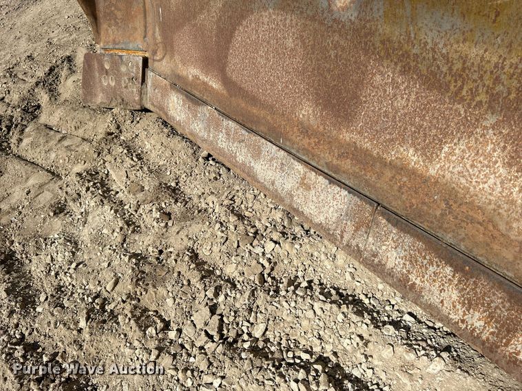 image for item DQ0911 1998 Komastu D65EX-12 dozer