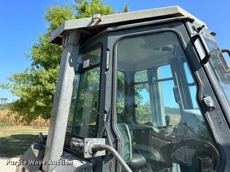 image for item DQ0911 1998 Komastu D65EX-12 dozer