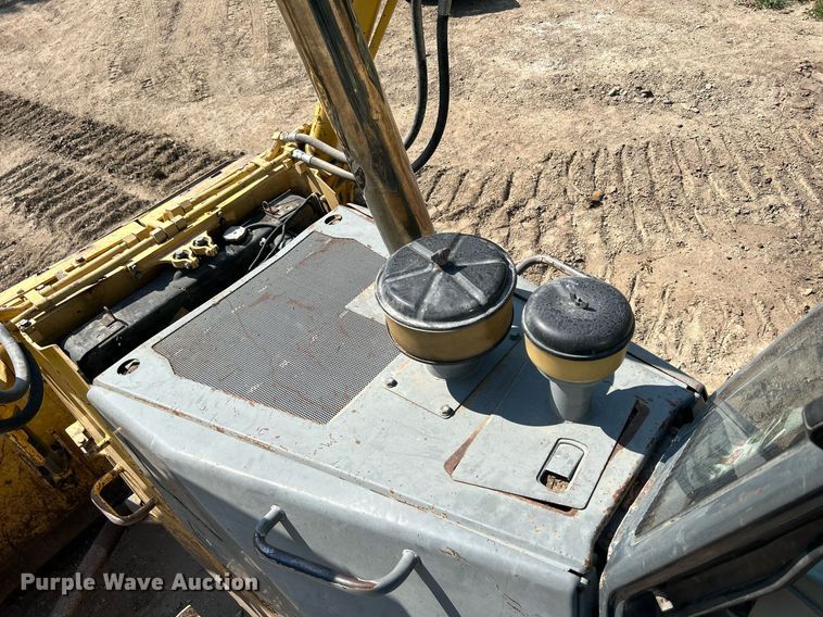 image for item DQ0911 1998 Komastu D65EX-12 dozer