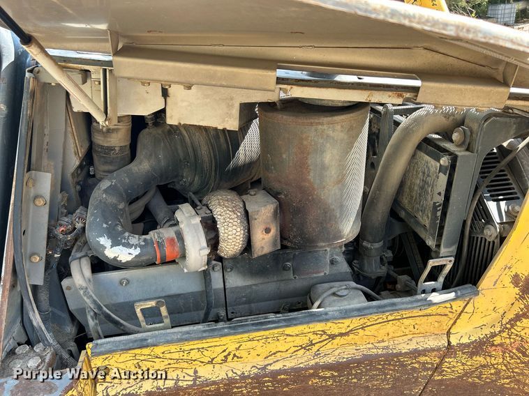 image for item DQ0911 1998 Komastu D65EX-12 dozer