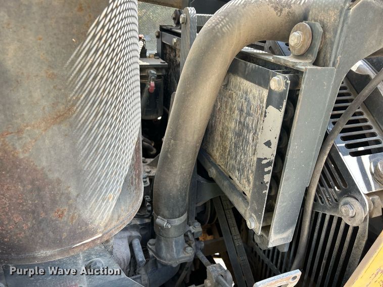 image for item DQ0911 1998 Komastu D65EX-12 dozer