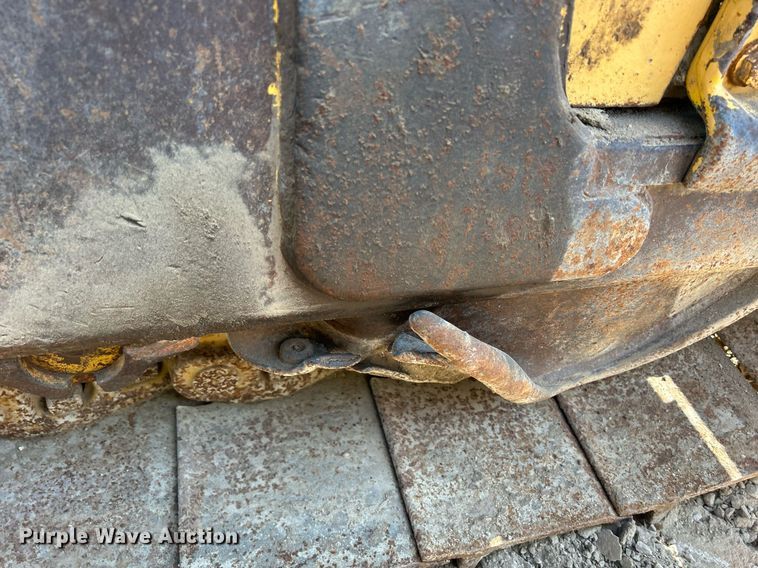 image for item DQ0911 1998 Komastu D65EX-12 dozer