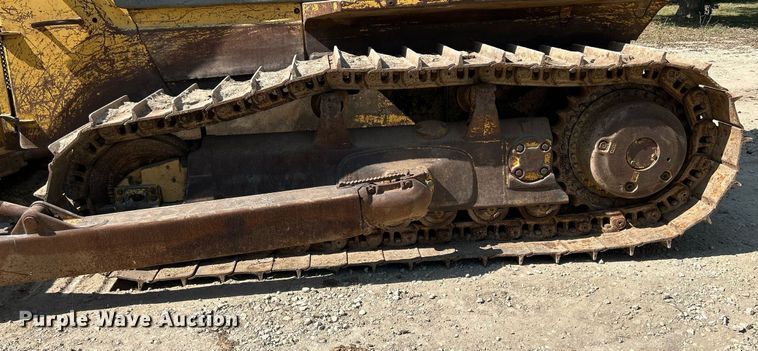 image for item DQ0911 1998 Komastu D65EX-12 dozer