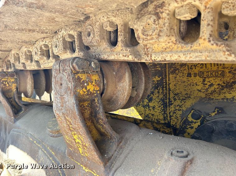 image for item DQ0911 1998 Komastu D65EX-12 dozer