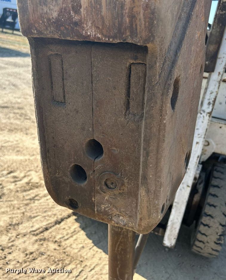 image for item DQ0914 Stanley MB50608  breaker