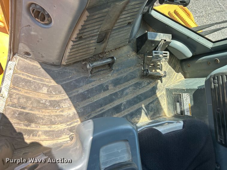 image for item DQ0915 2015 Liebherr PR736XL  dozer