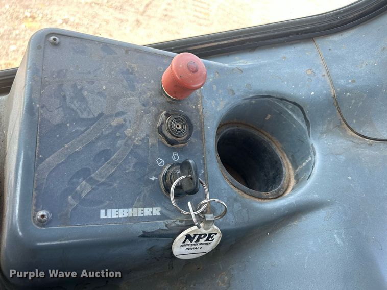 image for item DQ0915 2015 Liebherr PR736XL  dozer