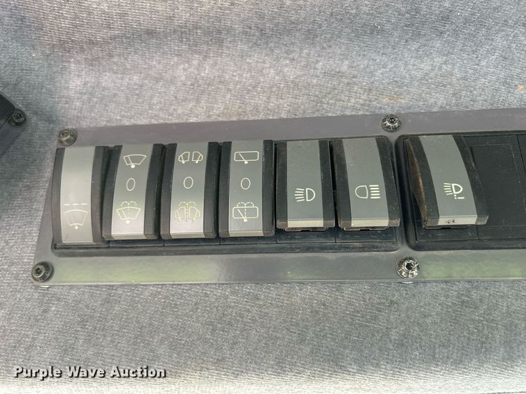 image for item DQ0915 2015 Liebherr PR736XL  dozer