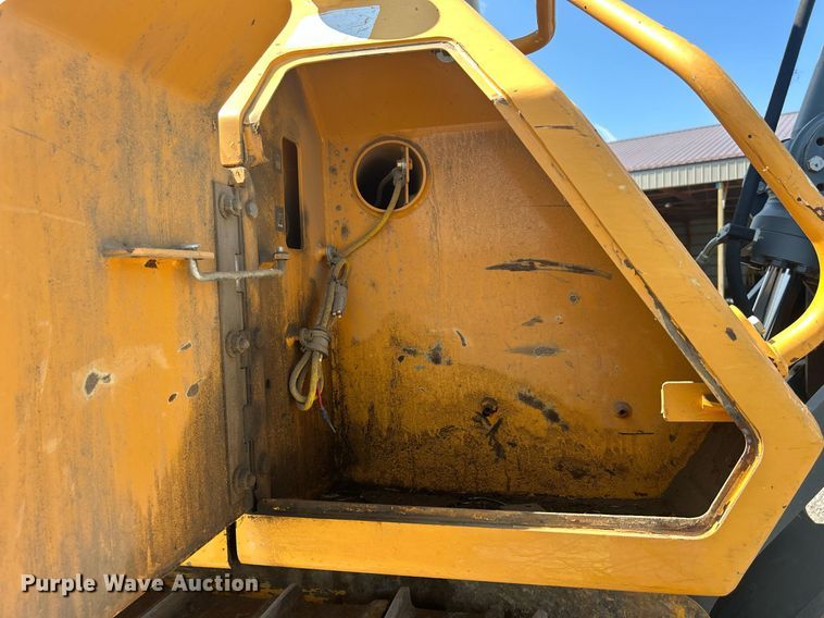 image for item DQ0915 2015 Liebherr PR736XL  dozer