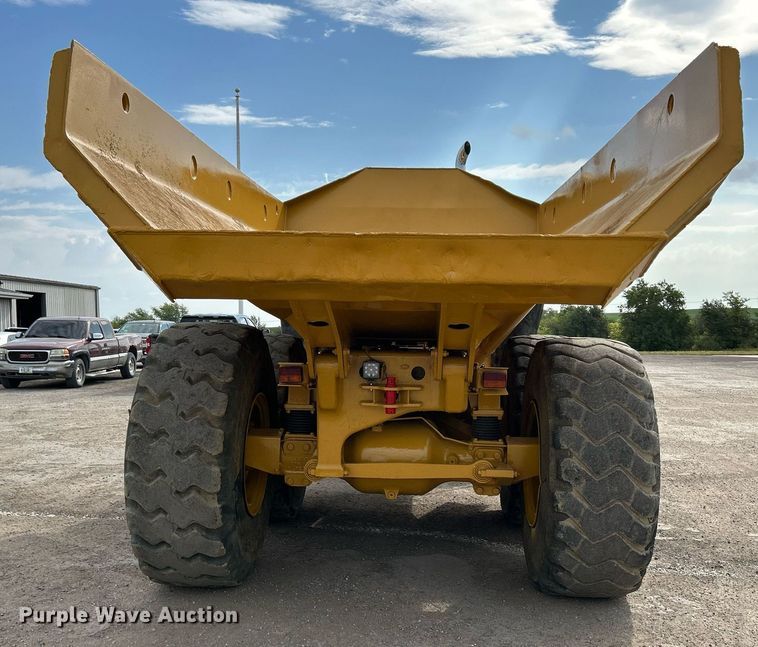 image for item DQ0920 2004 Caterpillar 730  haul truck