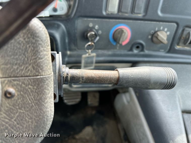 image for item DQ0920 2004 Caterpillar 730  haul truck