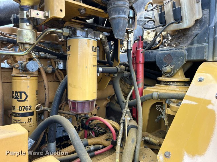 image for item DQ0920 2004 Caterpillar 730  haul truck