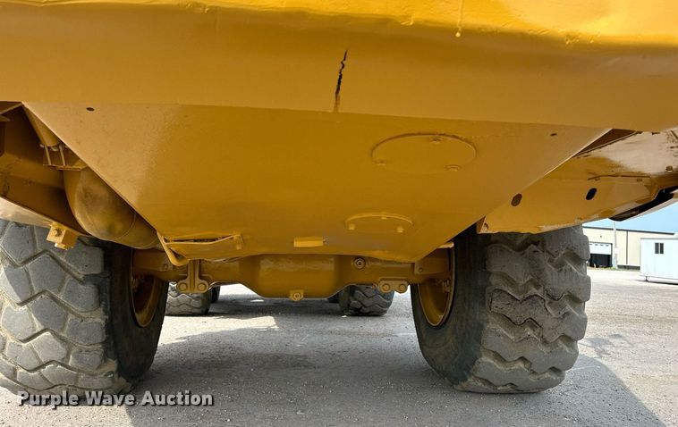 image for item DQ0920 2004 Caterpillar 730  haul truck