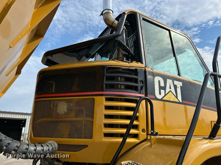 image for item DQ0920 2004 Caterpillar 730  haul truck