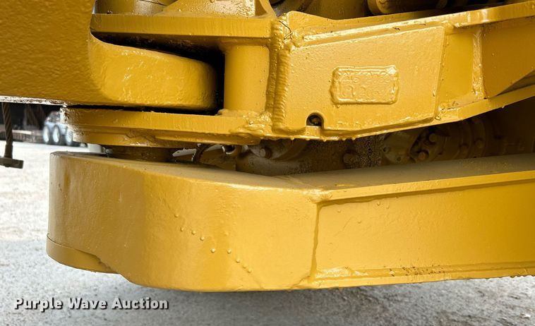 image for item DQ0920 2004 Caterpillar 730  haul truck