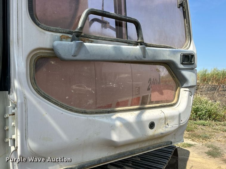 image for item DQ0921 2003 Link-Belt 240LX  excavator