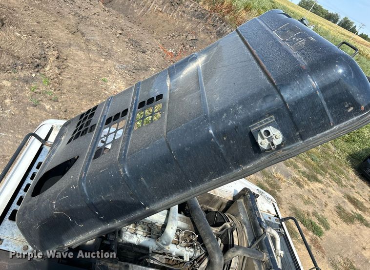 image for item DQ0921 2003 Link-Belt 240LX  excavator