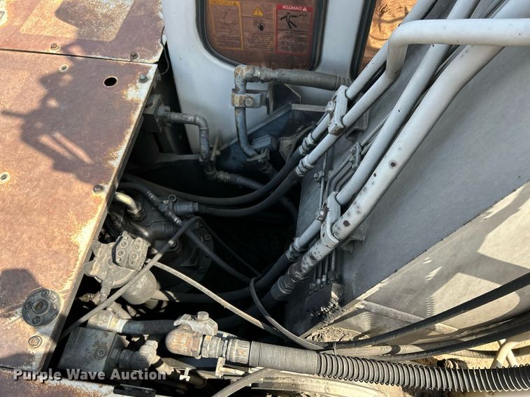 image for item DQ0921 2003 Link-Belt 240LX  excavator