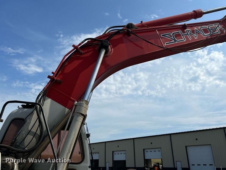 image for item DQ0921 2003 Link-Belt 240LX  excavator