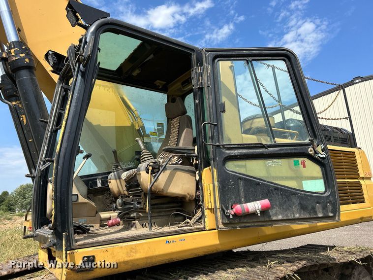 image for item DQ0922 2002 Caterpillar 345B  excavator