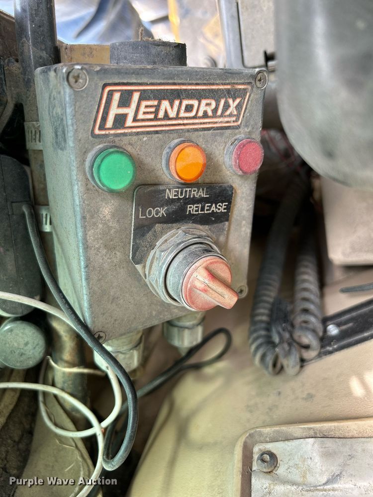 image for item DQ0922 2002 Caterpillar 345B  excavator