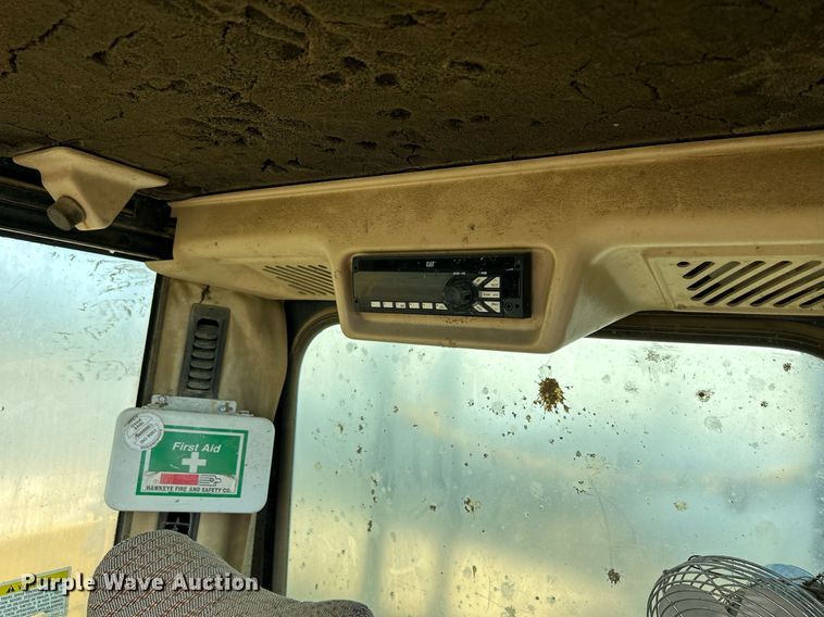 image for item DQ0922 2002 Caterpillar 345B  excavator