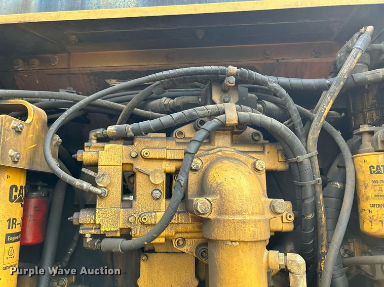 image for item DQ0922 2002 Caterpillar 345B  excavator