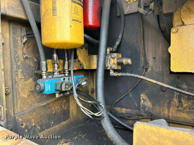 image for item DQ0922 2002 Caterpillar 345B  excavator