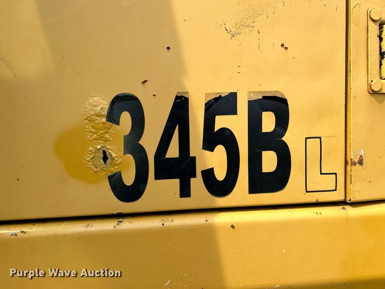 image for item DQ0922 2002 Caterpillar 345B  excavator