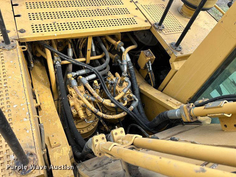 image for item DQ0922 2002 Caterpillar 345B  excavator