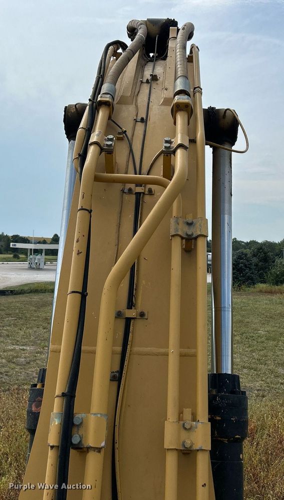 image for item DQ0922 2002 Caterpillar 345B  excavator