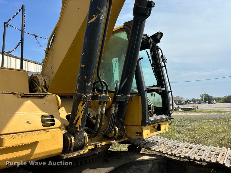 image for item DQ0922 2002 Caterpillar 345B  excavator