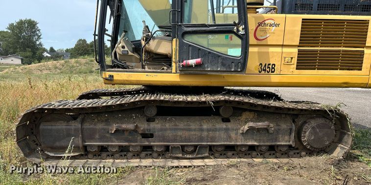 image for item DQ0922 2002 Caterpillar 345B  excavator